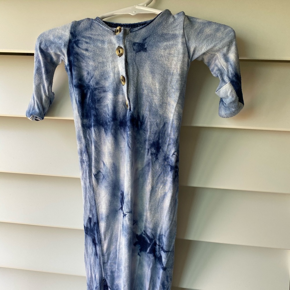 Knotted Gown
